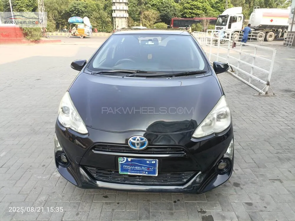 Toyota Aqua 2015 for Sale in Lahore Image-1