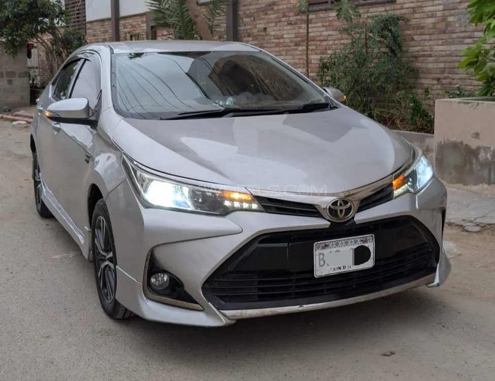 Toyota Corolla 2017 for Sale in Karachi Image-1