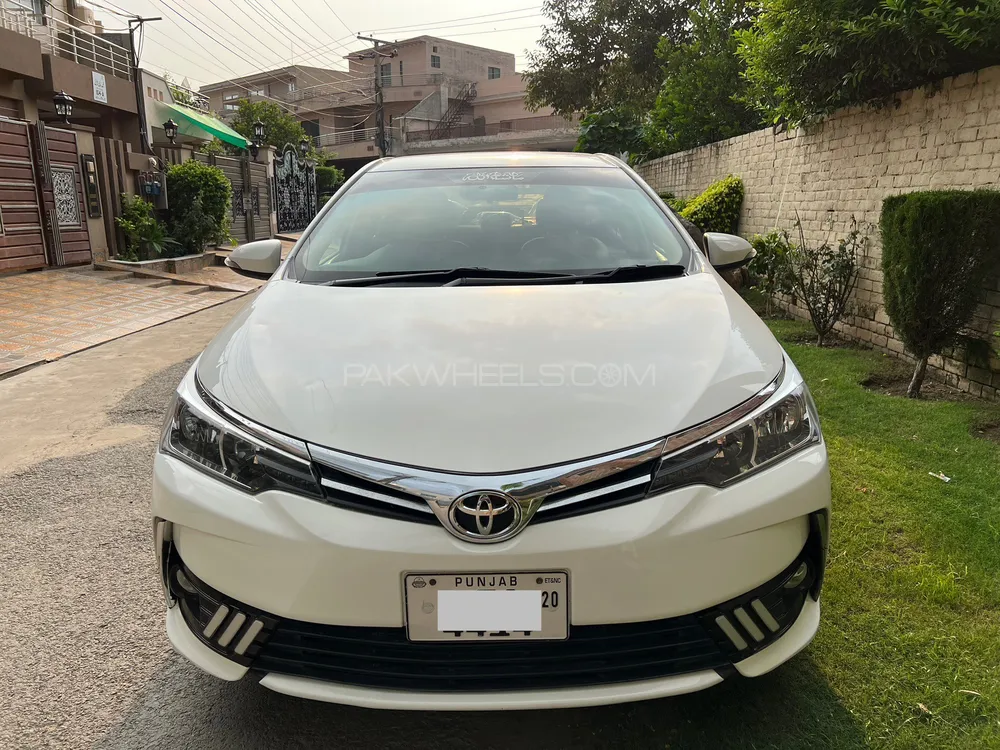 Toyota Corolla 2020 for Sale in Lahore Image-1