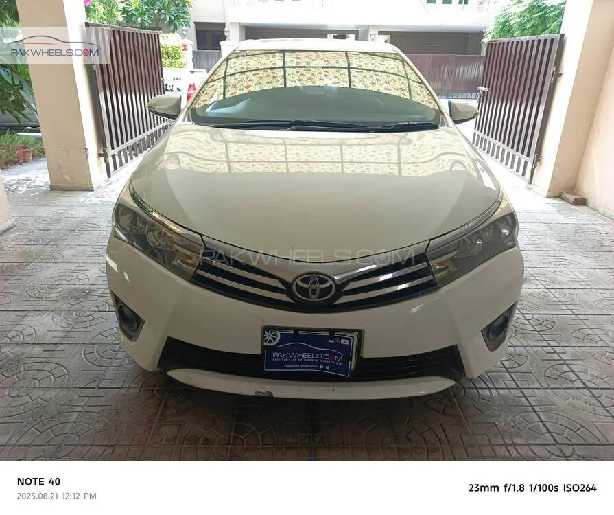 Toyota Corolla 2016 for Sale in Lahore Image-1