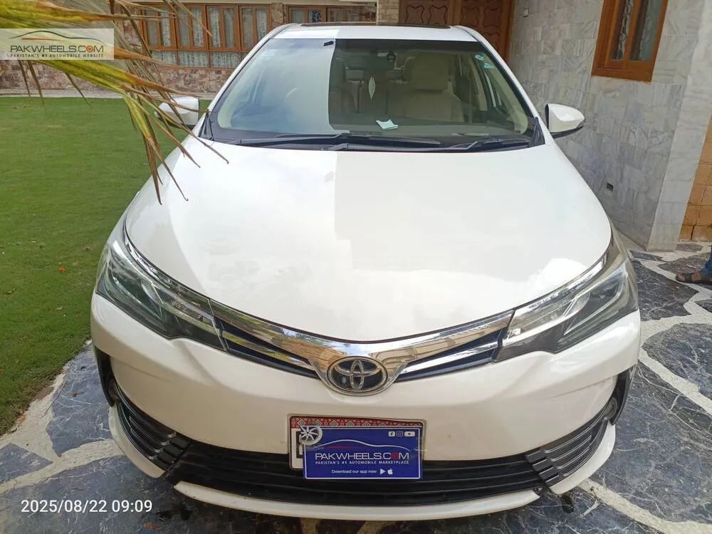 Toyota Corolla 2018 for Sale in Karachi Image-1