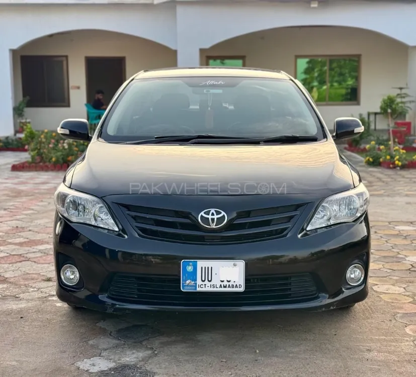 Toyota Corolla 2013 for Sale in Islamabad Image-1