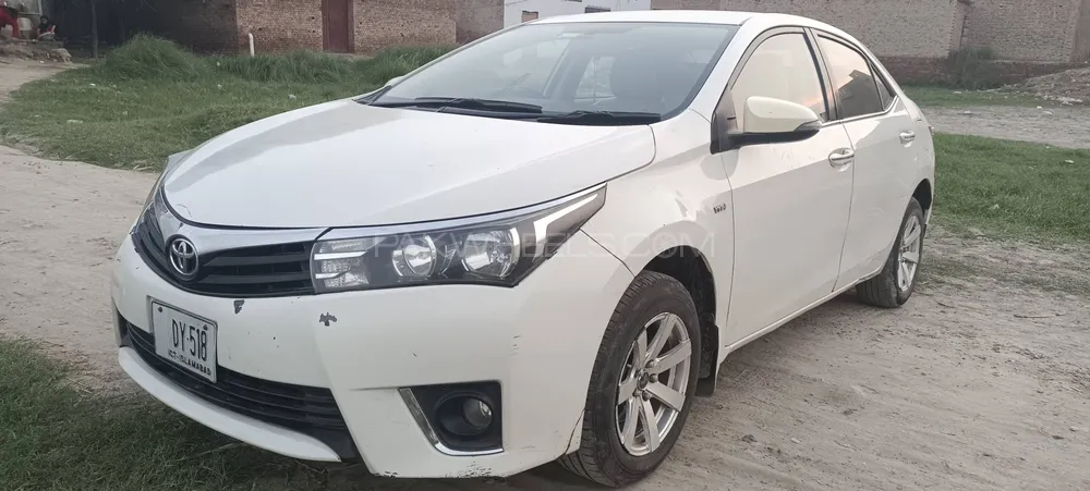 Toyota Corolla 2015 for Sale in Arifwala Image-1
