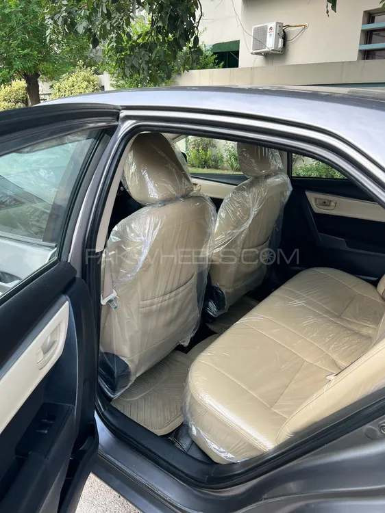 Toyota Corolla 2015 for Sale in Gujranwala Toyota Corolla 2015 for Sale in Gujranwala Image-9