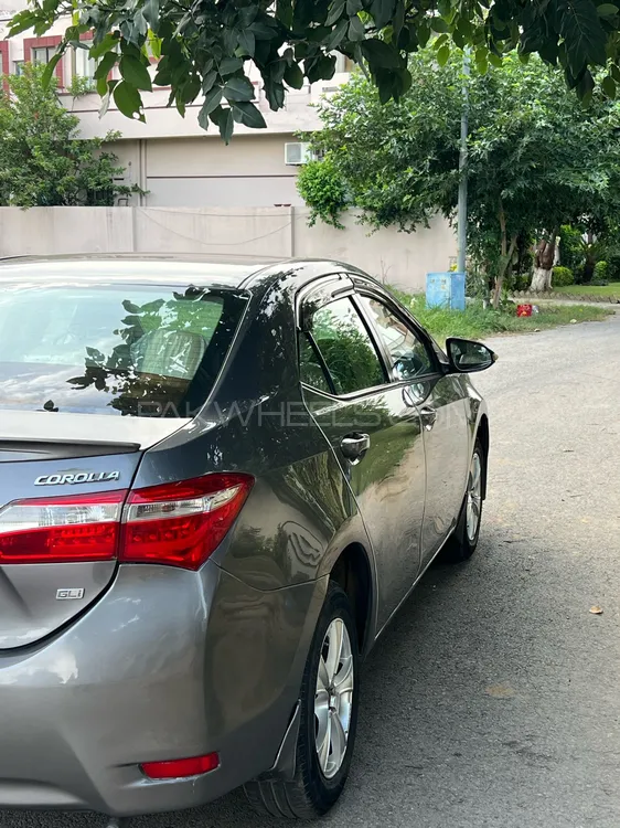 Toyota Corolla 2015 for Sale in Gujranwala Image-1