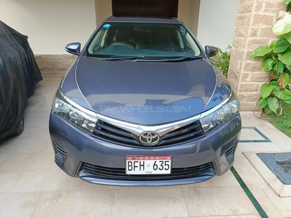 Toyota Corolla 2016 for Sale in Karachi Image-1