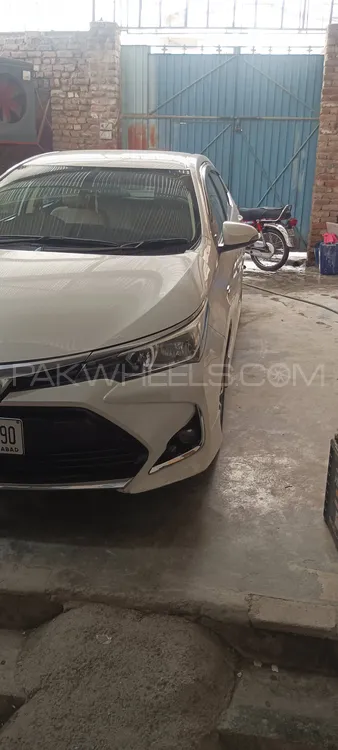 Toyota Corolla 2020 for Sale in Peshawar Image-1