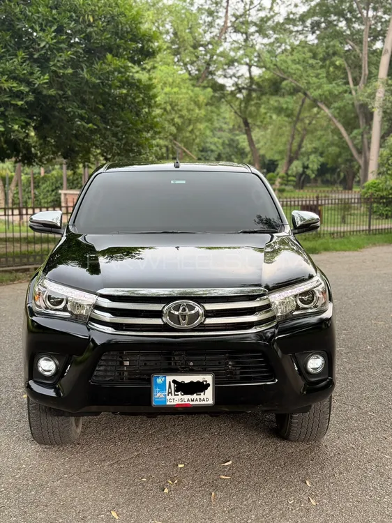 Toyota Hilux 2020 for Sale in Lahore Image-1
