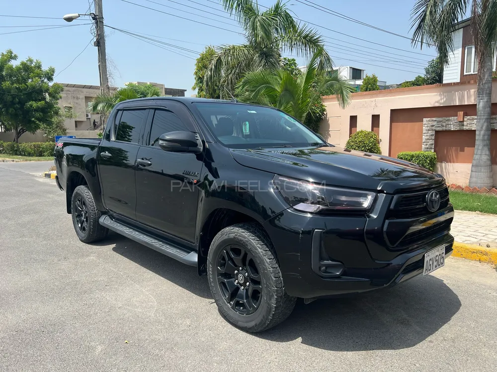 Toyota Hilux 2021 for Sale in Lahore Image-1