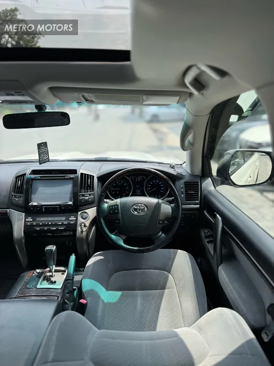 Toyota Land Cruiser 2012 for Sale in Lahore Toyota Land Cruiser 2012 for Sale in Lahore Image-5
