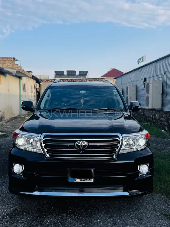 Toyota Land Cruiser 2013 for Sale in Islamabad Image-1