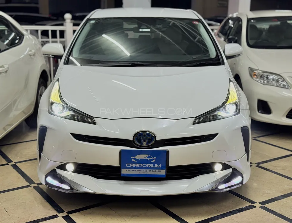 Toyota Prius 2020 for Sale in Peshawar Image-1