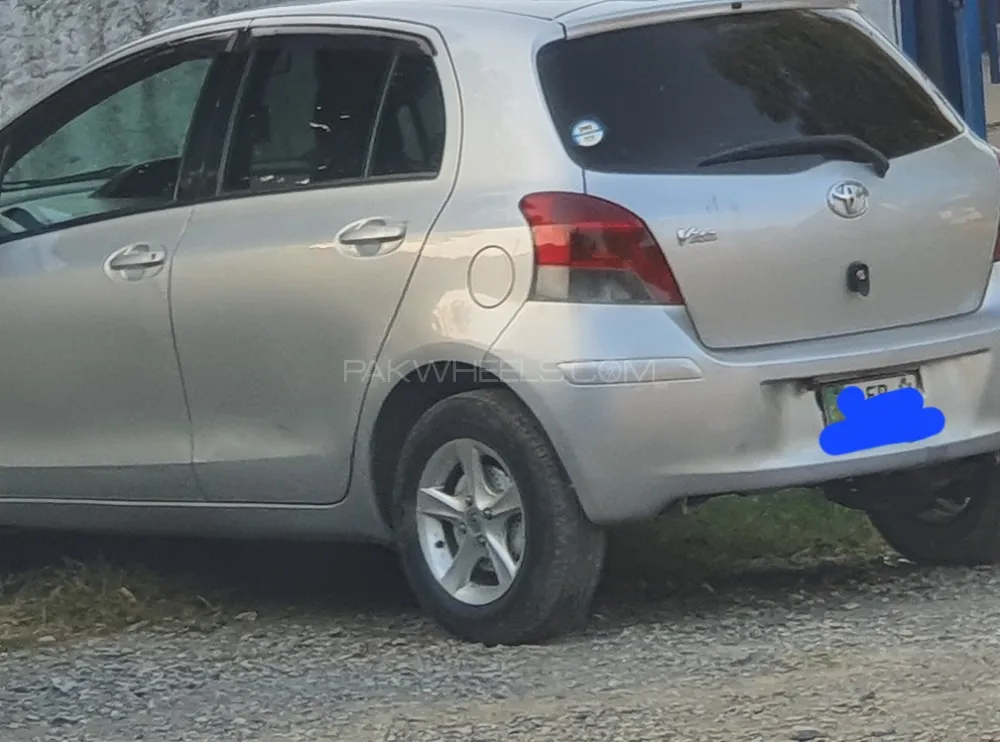 Toyota Vitz 2008 for Sale in Haripur Image-1