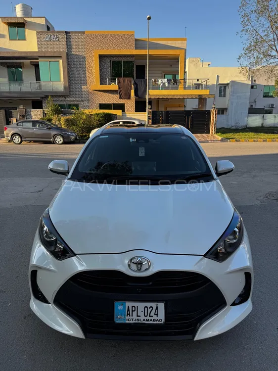 Toyota Yaris Hatchback 2022 for Sale in Sialkot Image-1