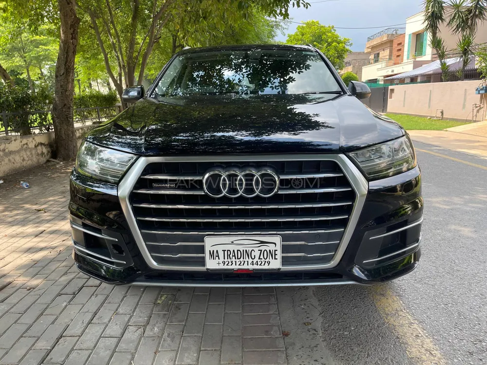 Audi Q7 2017 for Sale in Lahore Image-1