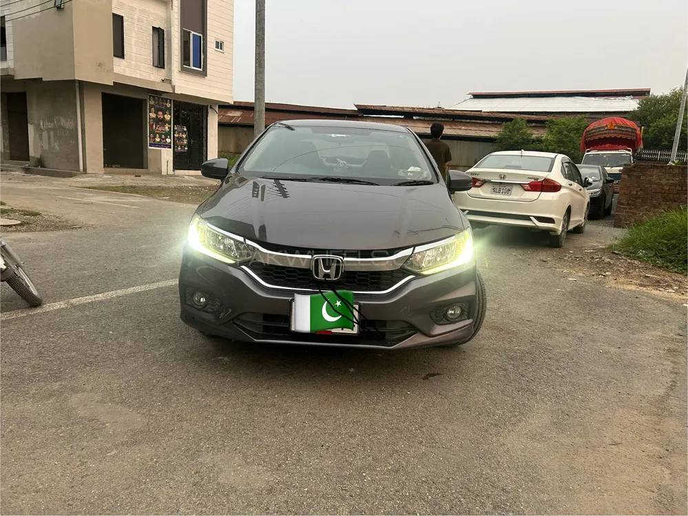 Honda City 2022 for Sale in Lahore Image-1