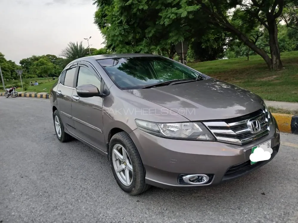 Honda City 2015 for Sale in Islamabad Image-1