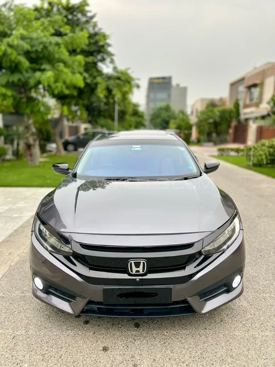 Honda Civic 2018 for Sale in Lahore Image-1
