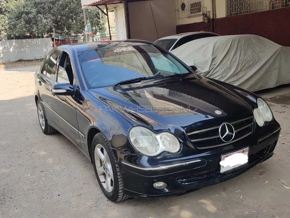 Mercedes Benz C Class 2008 for Sale in Karachi Image-1