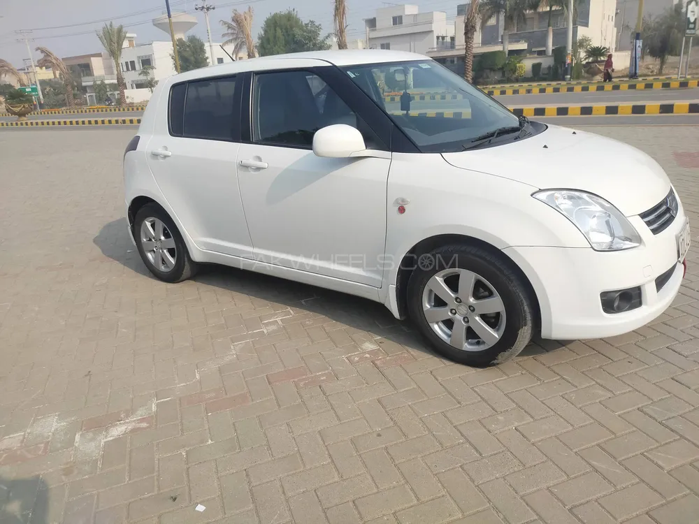Suzuki Swift 2021 for Sale in Lahore Image-1