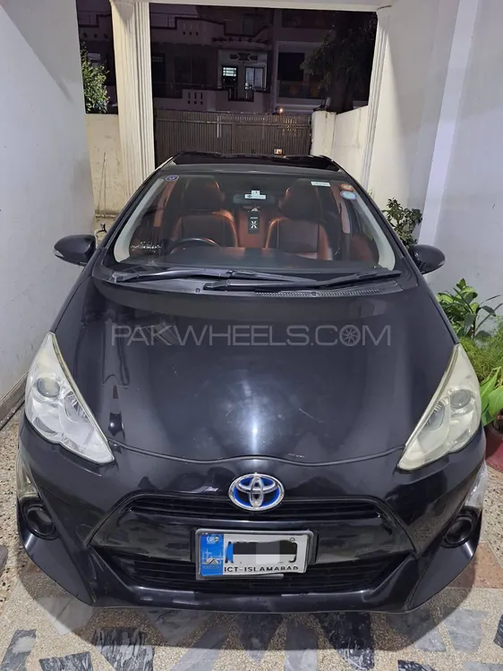 Toyota Aqua 2017 for Sale in Islamabad Image-1