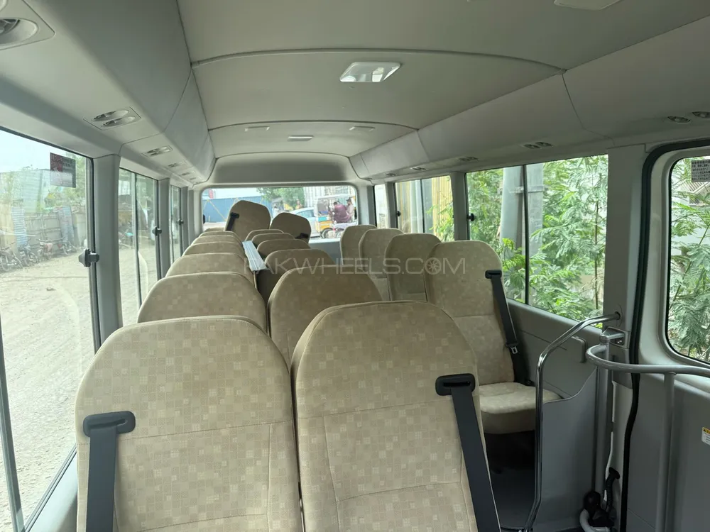 Toyota Coaster 2025 for Sale in Karachi Toyota Coaster 2025 for Sale in Karachi Image-3