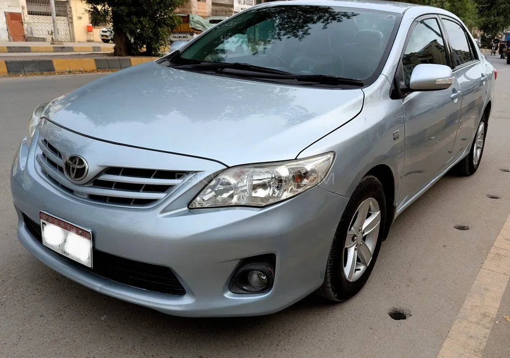 Toyota Corolla 2013 for Sale in Karachi Image-1
