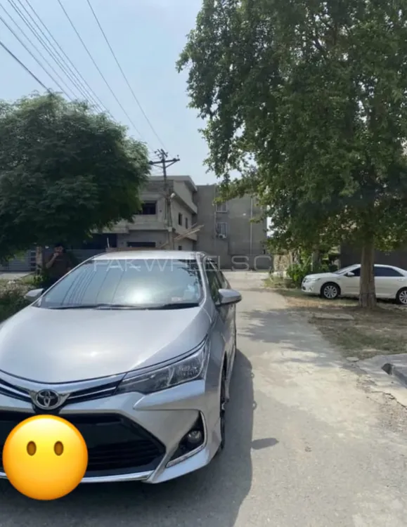 Toyota Corolla 2015 for Sale in Lahore Image-1