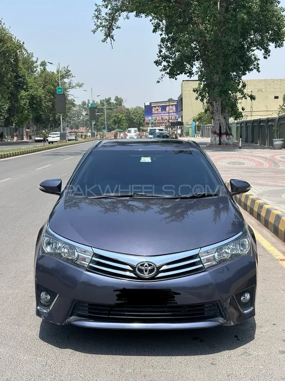 Toyota Corolla 2014 for Sale in Peshawar Image-1