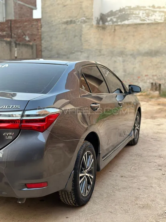 Toyota Corolla 2018 for Sale in Arifwala Image-1