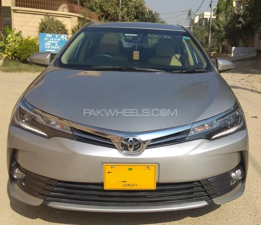 Toyota Corolla 2018 for Sale in Karachi Image-1