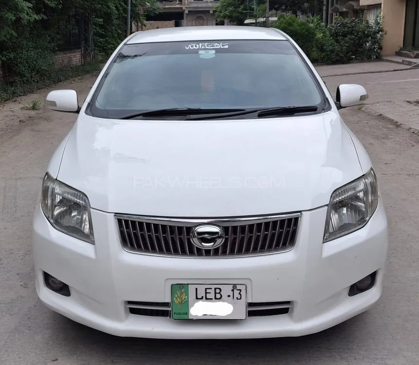 Toyota Corolla Axio 2007 for Sale in Islamabad Image-1