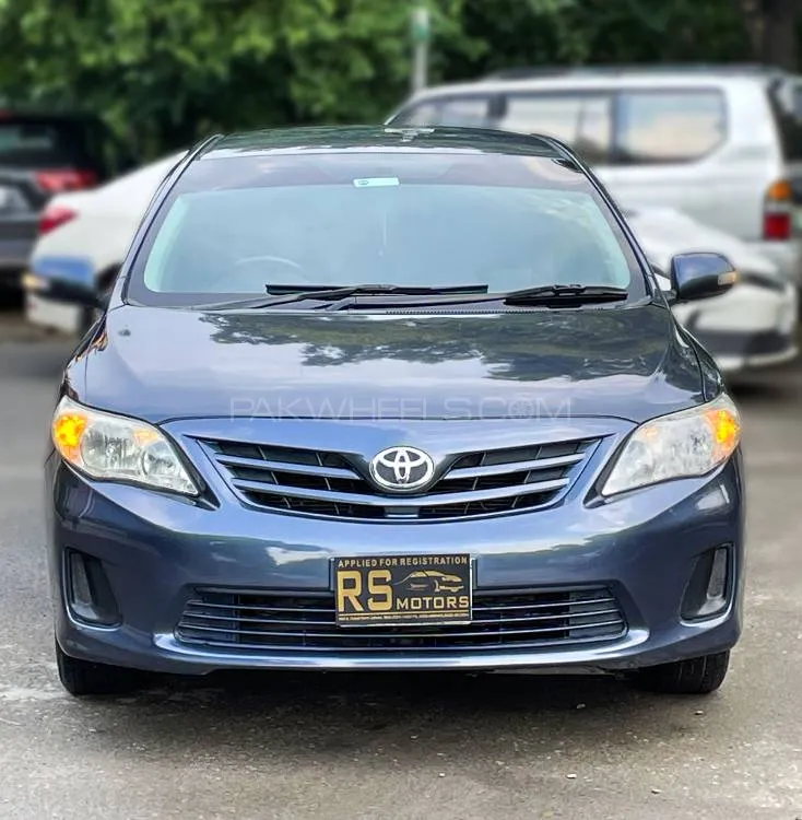 Toyota Corolla 2013 for Sale in Lahore Image-1