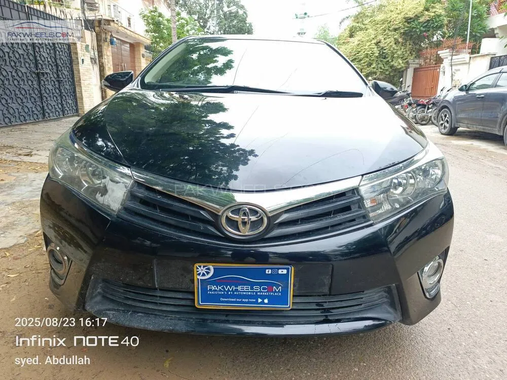 Toyota Corolla 2017 for Sale in Karachi Image-1