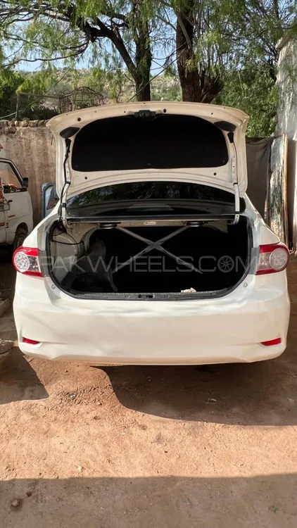 Toyota Corolla 2013 for Sale in Karak Image-1