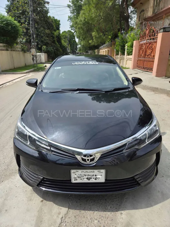 Toyota Corolla 2018 for Sale in Lahore Image-1