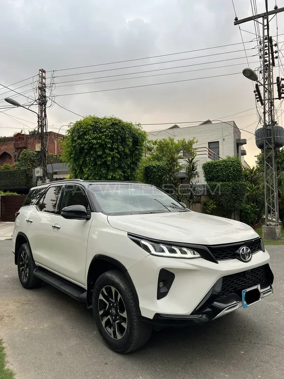 Toyota Fortuner 2018 for Sale in Lahore Toyota Fortuner 2018 for Sale in Lahore Image-2