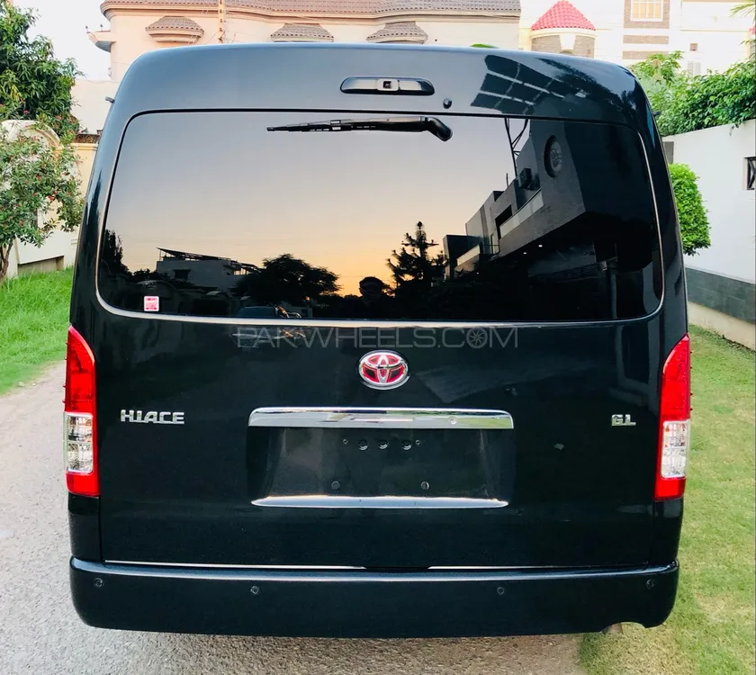 Toyota Hiace 2020 for Sale in Sialkot Toyota Hiace 2020 for Sale in Sialkot Image-5