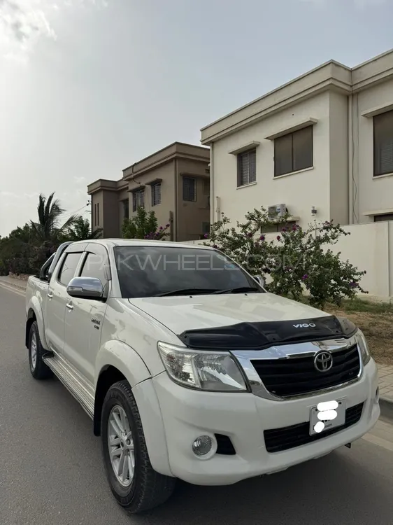 Toyota Hilux 2012 for Sale in Karachi Image-1