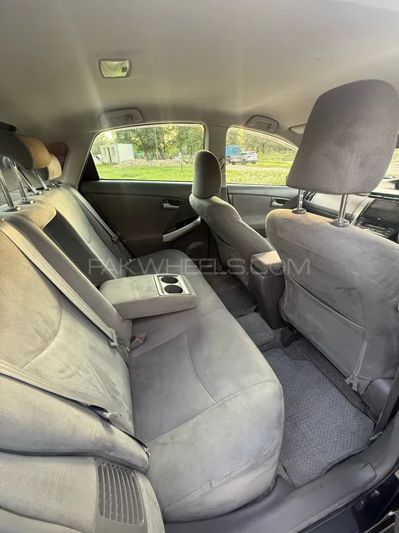 Toyota Prius 2010 for Sale in Islamabad Toyota Prius 2010 for Sale in Islamabad Image-12