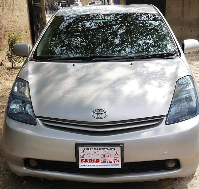Toyota Prius 2010 for Sale in Islamabad Image-1
