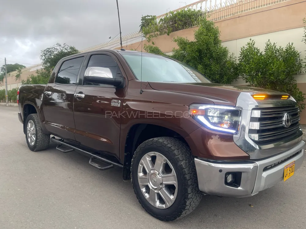 Toyota Tundra 2015 for Sale in Karachi Image-1