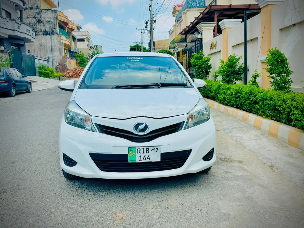 Toyota Vitz 2014 for Sale in Rawalpindi Image-1