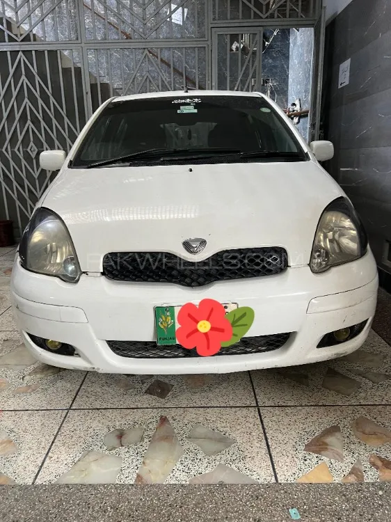 Toyota Vitz 2002 for Sale in Nowshera Image-1