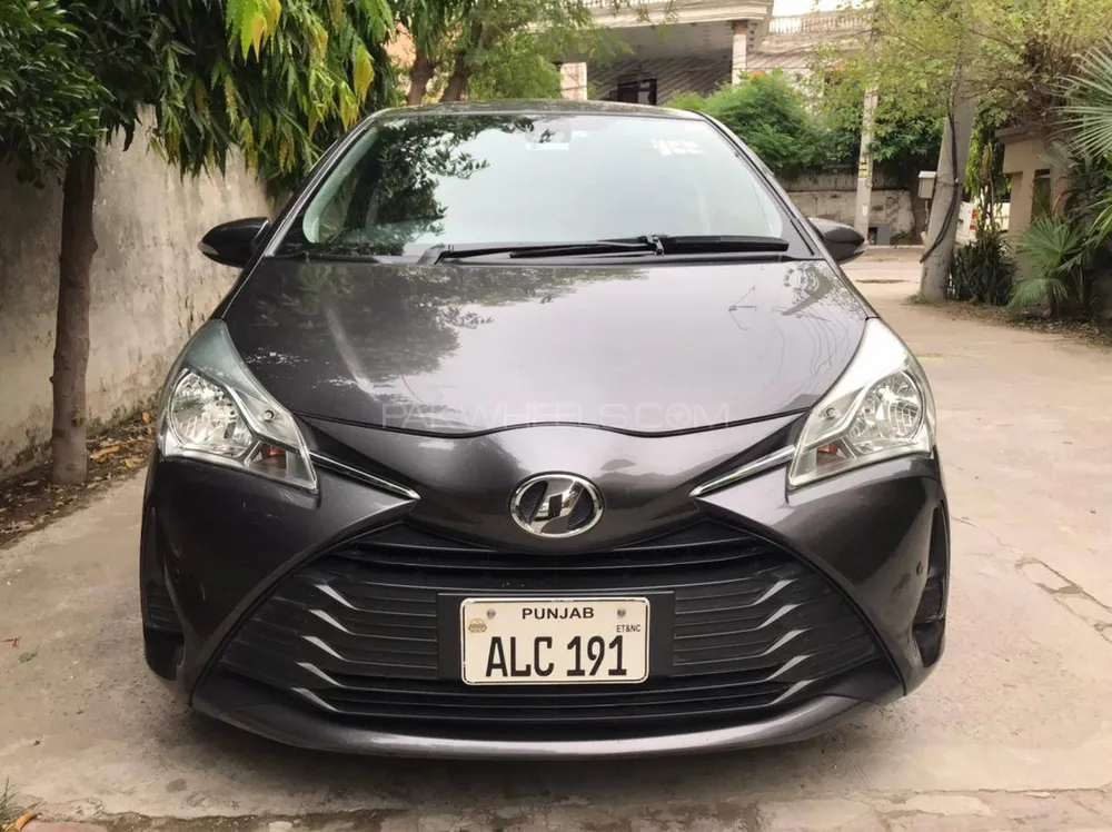 Toyota Vitz 2019 for Sale in Lahore Image-1
