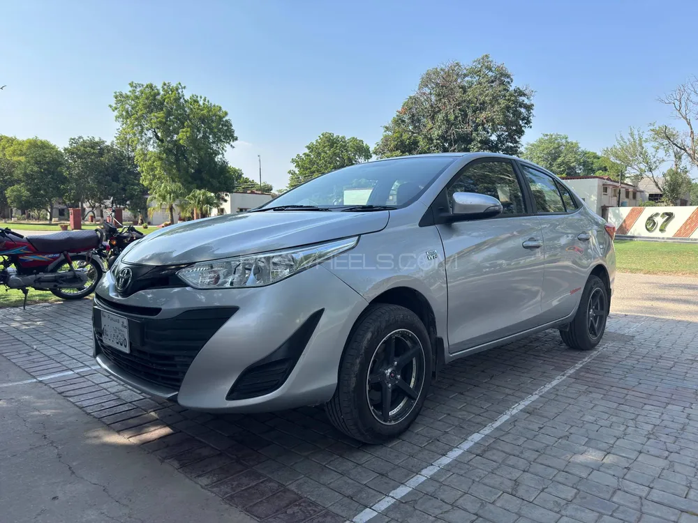 Toyota Yaris Sedan 2021 for Sale in Multan Image-1