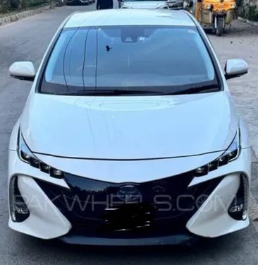 Toyota Prius PHV (Plug In Hybrid) 2020
