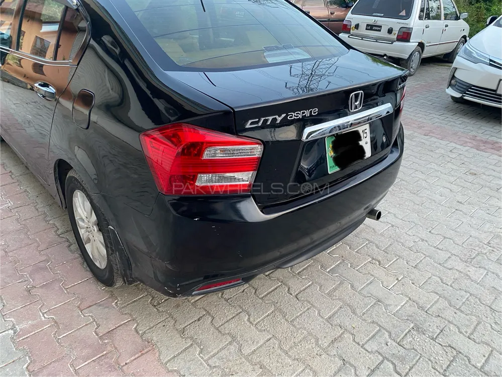 Honda City 2015 for Sale in Islamabad Image-1