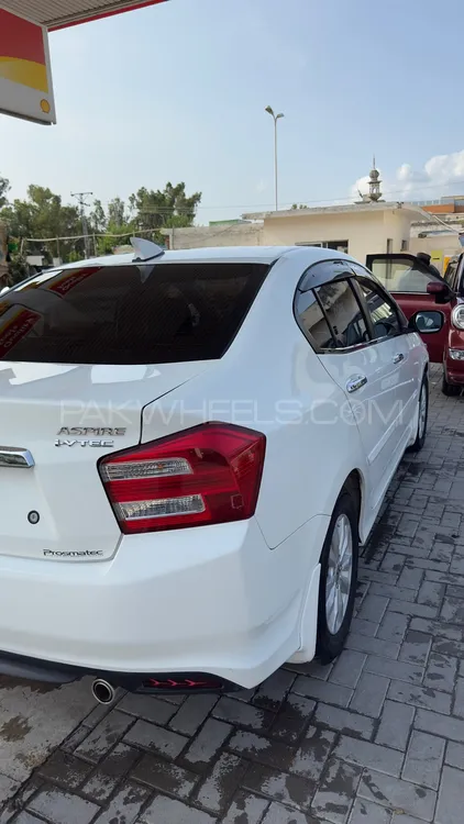 Honda City 2018 for Sale in Islamabad Image-1