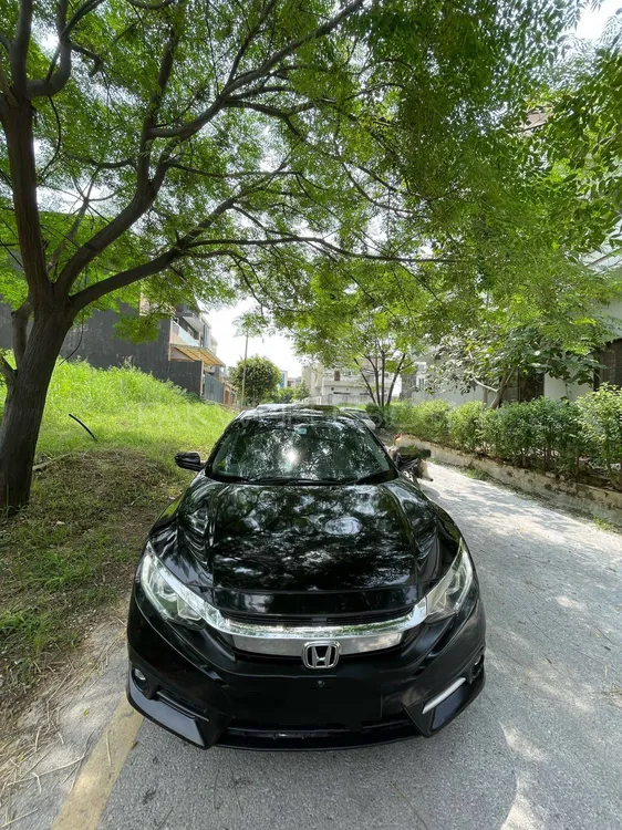 Honda Civic 2018 for Sale in Islamabad Image-1